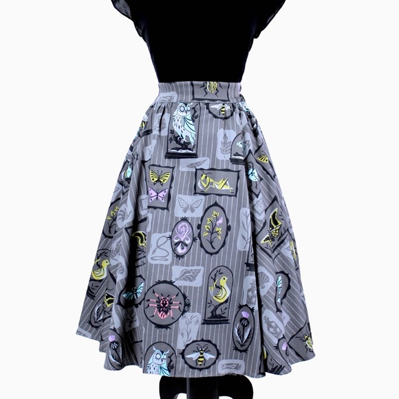Kitschy Witch Designs Box Pleat Skirt in Wunderkammer print. Size S BNWT - Picture 1 of 6